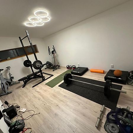 Villa Gold Nova Lesna Luaran gambar