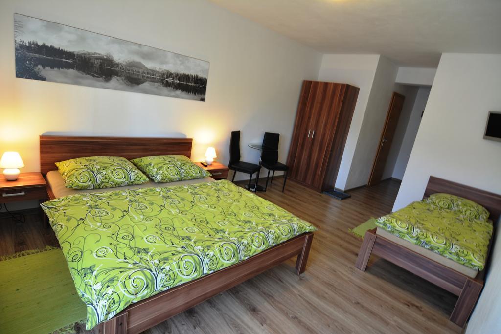 Villa Gold Nova Lesna Bilik gambar