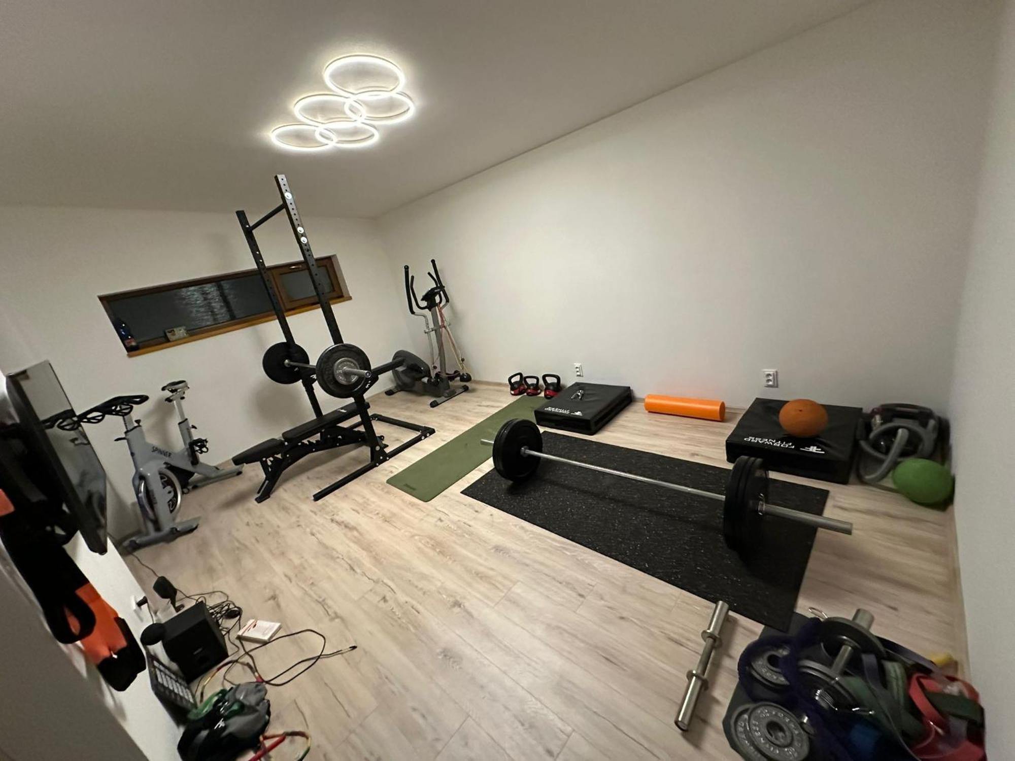 Villa Gold Nova Lesna Luaran gambar