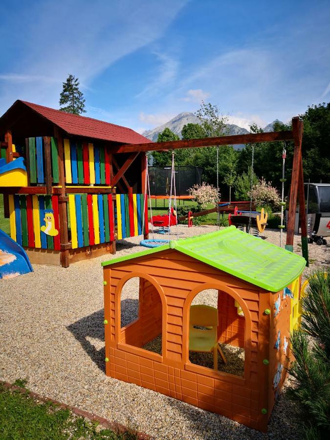 Villa Gold Nova Lesna Luaran gambar